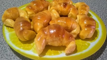 Recetas con historia: las medialunas con secreto de Ana