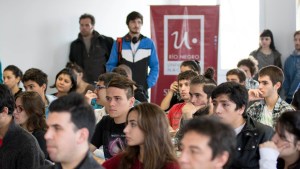 La UNRN recauda dinero para que estudiantes accedan a internet