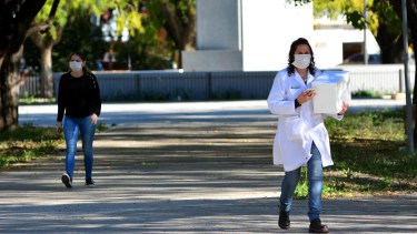 Se podrá realizar caminatas en un radio de 500 metros al domicilio Foto: Marcelo Ochoa.-
