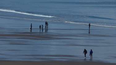 En fotos: así disfrutan de la playa los habitantes de Las Grutas