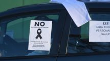 Imagen de Los trabajadores de la salud de Roca salieron a la calle para hacer escuchar sus reclamos