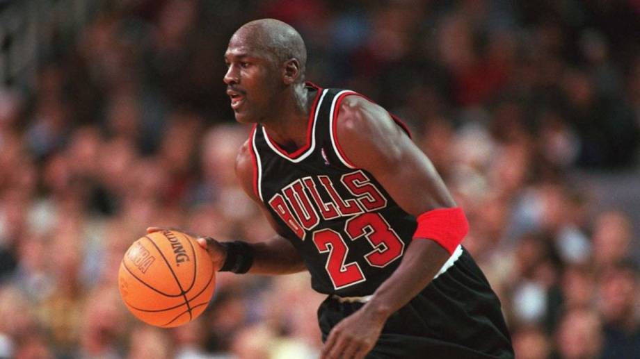 La serie se centra en la última temporada de Jordan en los Bulls.