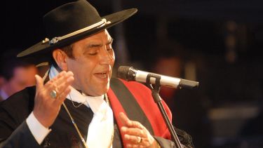 La Peña: el folclorista debe ser pobre y en lo posible, morocho