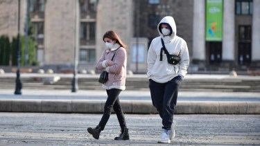 España supera la barrera de 26.000 muertos pese a caída de la cifra diaria de muertos