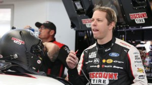 La NASCAR reanudará mañana su certamen en Estados Unidos