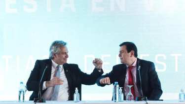 El gobernador santiagueño junto al presidente Alberto Fernández. 