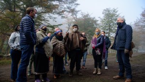 Funcionarios de Nación y de Provincia visitaron a la comunidad Buenuleo