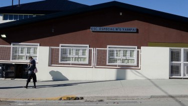 Hay 80 edificios escolares en Bariloche a los que se les garantiza el mantenimiento. Archivo