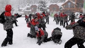 En Tucumán no dejan de cobrar cuotas de viajes de egresados a Bariloche