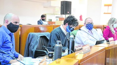 El bloque del MPN adhirió al descuento que se propuso en abril. Se sumaron luego el FRIN y la UCR Juntos por un Cambio.