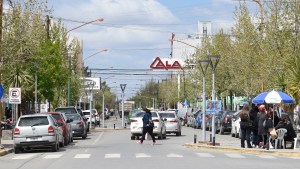 La mitad de los comercios de Cutral Co y Huincul pidieron ayuda económica