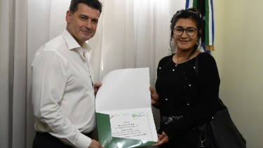 Juan José Deco acompaña a la gobernadora Carreras desde la campaña y es parte de su grupo cercano de colaboradores. Gentileza