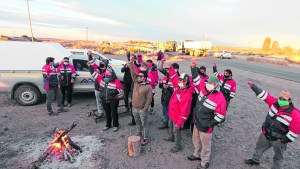 Andacollo: trabajadores sin salarios y rutas cortadas