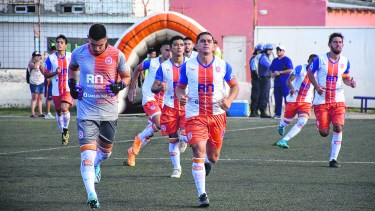 Si a Roca le toca jugar el próximo Regional Amateur, seguirá apostando al proyecto de jugadores y cuerpo técnico local.