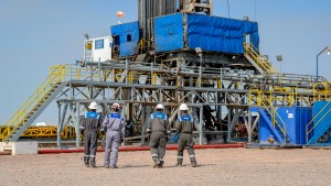 Nielsen: “YPF no puede seguir con tantos empleados”