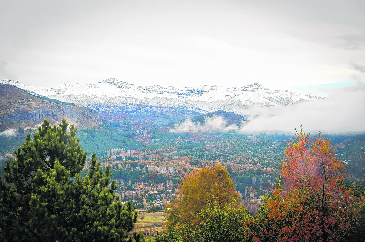 Chapelco recibió las primeras nevadas en pleno otoño. Foto: Patricio Rodríguez
