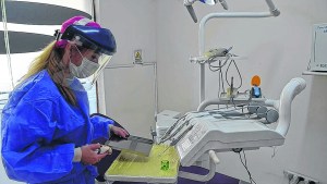 De 40 obras sociales, solo 8 cubren costo de bioseguridad a odontólogos