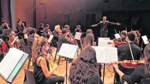 Reviví el show: La Orquesta Sinfónica de Río Negro, con Xavier Inchausti