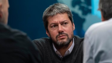 El ministro aseguró que todavía falta mucho para que regrese el fútbol.