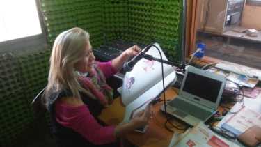 Laura Moyano ejerce la docencia desde hace 27 años en Mencué (Foto: Gentileza)