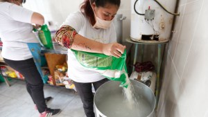 Así se esfuerzan desde un merendero para contener a los más humildes