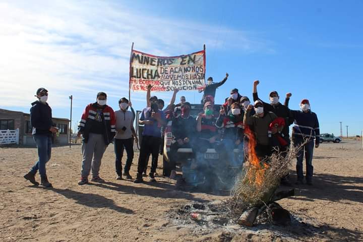 Mineros levantaron el corte total de la ruta 22 en Arroyito pero ...