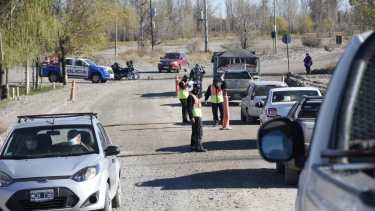 Reforzaron controles en ingreso a Las Perlas por los contagios de coronavirus. (Foto: Florencia Salto)