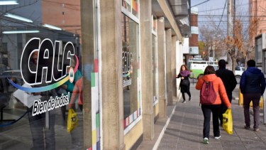 La distribuidora eléctrica local aseguró mantener las cuentas en orden con Cammesa. Los nuevos atrasos se debieron a bajas en la recaudación por la pandemia.