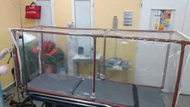 La cápsula fue donada al hospital de Los Menucos (Foto: gentileza)