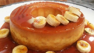 Tarta de flan de bananas para darse un gustito