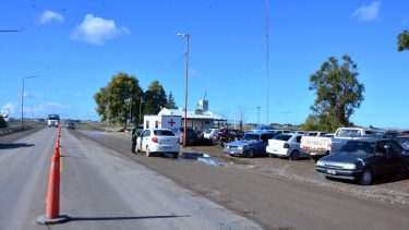 Circulaban en Viedma con un arma lista para disparar: prisión preventiva para los dos hombres