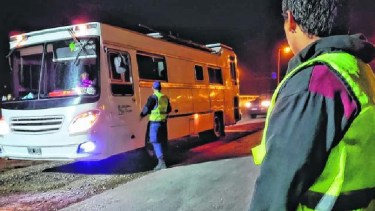 Debaten cómo seguir en Las Grutas