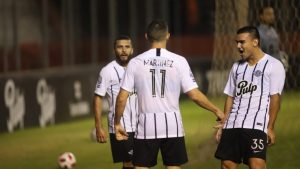 Fútbol: Paraguay sería el primero en volver a jugar