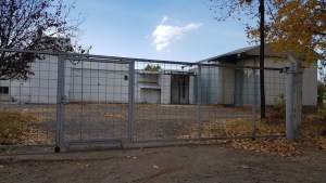 Vecinos apedrearon a la policía, tras un robo en el matadero de Centenario