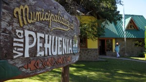 Planifican acciones en Villa Pehuenia y Aluminé para fortalecer el rol de las mujeres