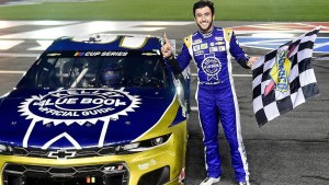 Elliott volvió a la victoria en la Copa Nascar
