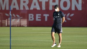 La Liga española no modificará su plan de reanudar el torneo, a pesar de los nuevos casos de Covid-19