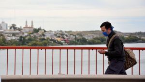 Leve descenso de casos de coronavirus en Viedma, Patagones sigue en alza