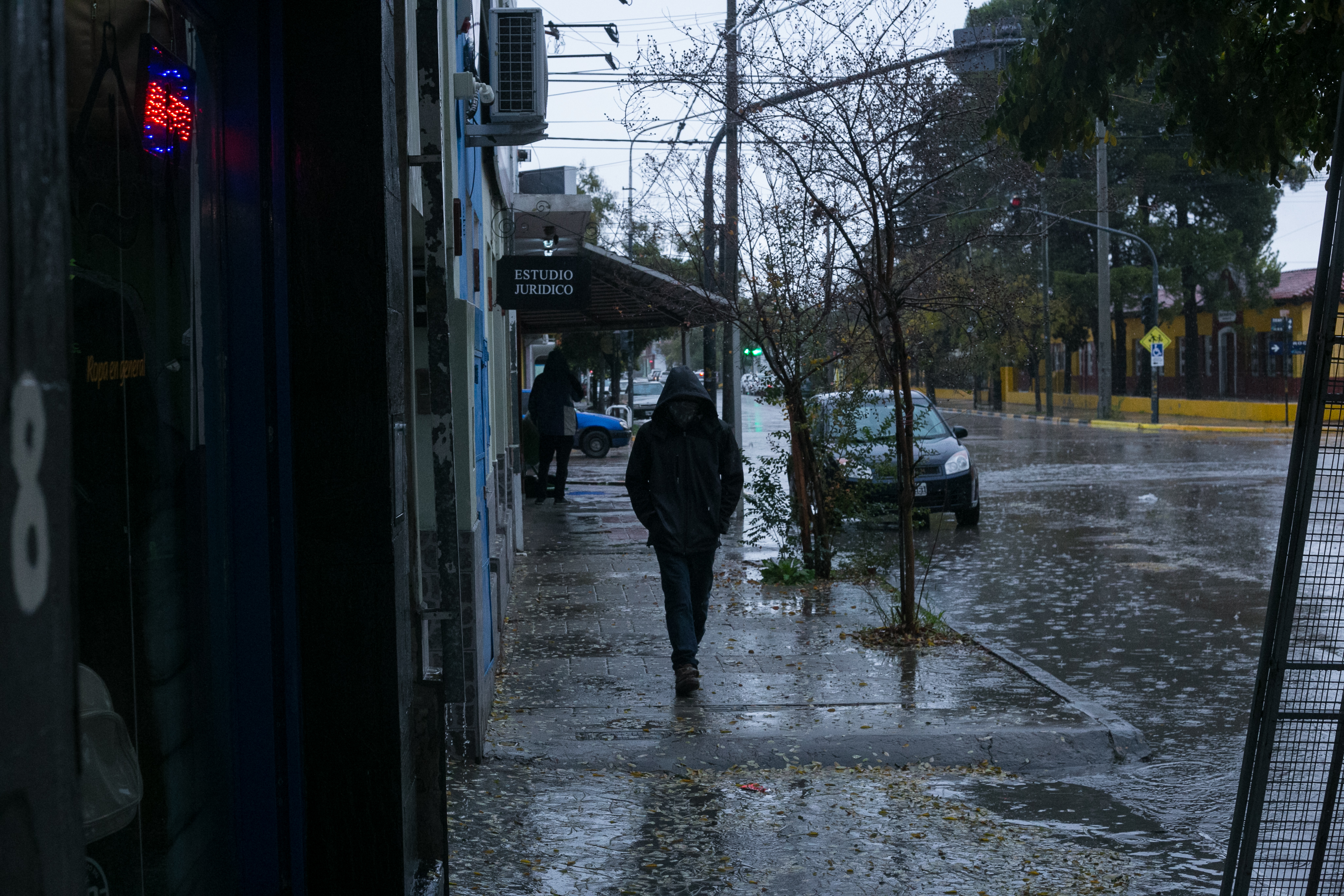 Viedma.30-05-20. Temporal de lluvia en la comerca.

Foto: Pablo Leguizamon