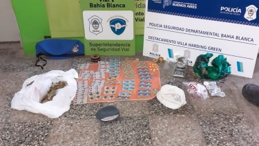 La droga que fue incautada en un control policial en Bahía Blanca. Foto Gentileza La Brújula.