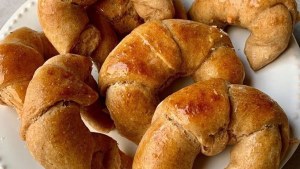 Medialunas integrales para el desayuno o la merienda