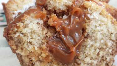 Muffins con volcán de dulce de leche