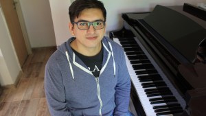 ¿Qué no te puede faltar en esta cuarentena? Responde Jonatan Vera