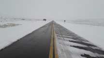 Imagen de Las rutas 23 y 40 están transitables pero con hielo