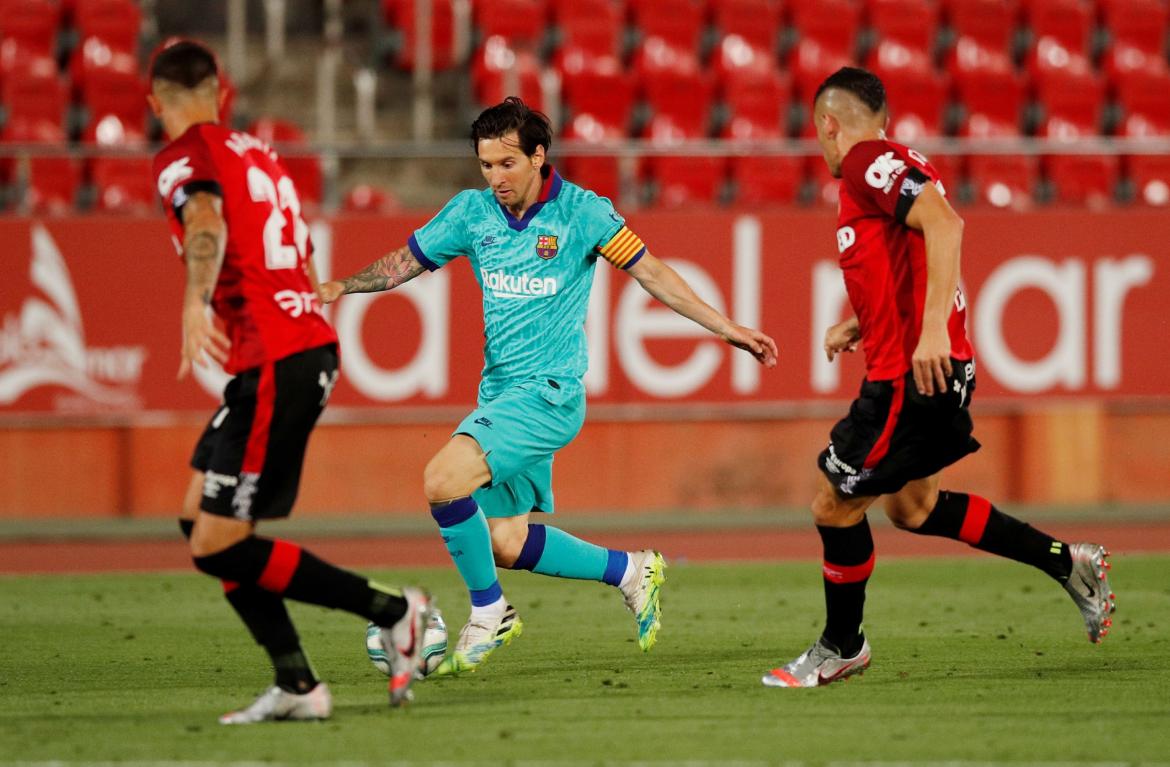 Lionel Messi fue la figura del Barcelona ante Mallorca, en la vuelta del fútbol en España tras casi tres meses de parate.