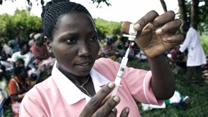 Ya prueban en Sudáfrica y Brasil la vacuna de Oxford contra el coronavirus
