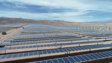 La puesta en marcha de los parques solares Cauchari, en Jujuy, está programada para dos años después de la fecha inicialmente prevista.