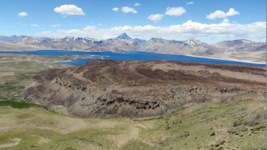 El complejo volcánico Laguna del Maule. Foto: Twitter @volcanologiachl