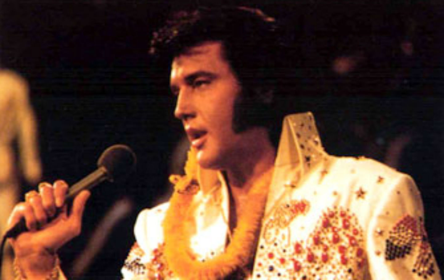 Elvis Presley tenía apenas 42 años cuando fue hallado muerto en su mansión de Memphis.