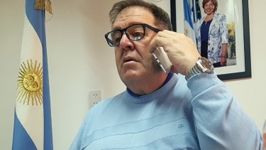 Un vecino pidió se inicie un juicio político contra el intendente Marcelo Orazi. (Foto Néstor Salas)